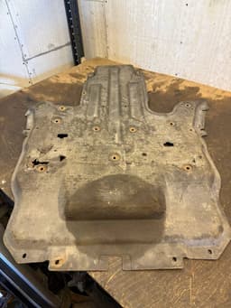 JAGUAR GX7368629AC Engine splash shield JAGUAR XE (X760) (2015-2024) — thumbnail 8