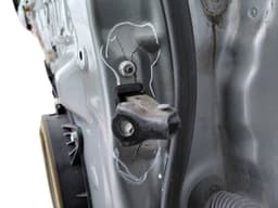 TOYOTA 6700205070 Door Front Left TOYOTA AVENSIS (T270) (2009-2018) — thumbnail 3
