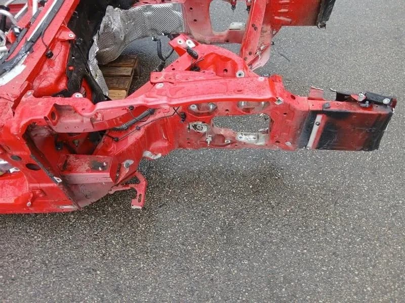 FERRARI Ferrari Roma F169 Right Front Chassis Leg 985806661 Right Front Wheel Arch Damaged