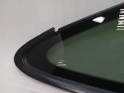 PORSCHE Porsche 911 991 Coupe Right Rear 1/4 Glass 99154311210 Door Window 1/4 Rear Right — thumbnail 3
