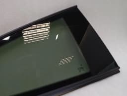 PORSCHE Porsche 911 991 Coupe Right Rear 1/4 Glass 99154311210 Door Window 1/4 Rear Right — thumbnail 4