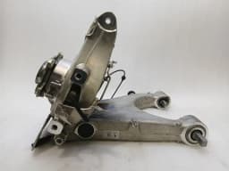 FERRARI Ferrari 296 GTS F171 Right Rear Hub 843963 Wheel Bearing Housing Rear Right — thumbnail 2