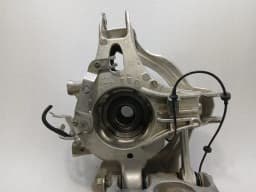 FERRARI Ferrari 296 GTS F171 Right Rear Hub 843963 Wheel Bearing Housing Rear Right — thumbnail 7