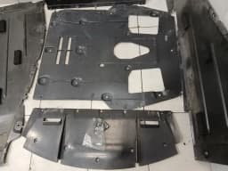 FERRARI Ferrari California F149 Undertray 81176700 with defects Underbody Trim — thumbnail 5