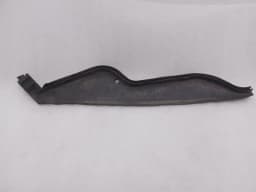FERRARI Ferrari F12 Berlinetta F152 Right Fender Seal 83918800 Fender Seal — thumbnail 2