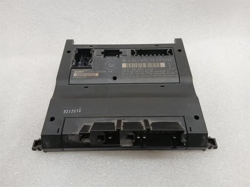 Mercedes S-Class W221 Seat Electronic Module A2218707393 LH Seat ECU