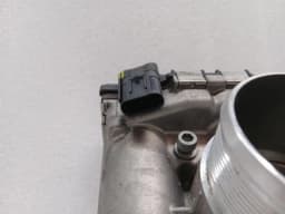 FERRARI Ferrari 296 GTS F171 Throttle Body 743252 Throttle Body — thumbnail 9