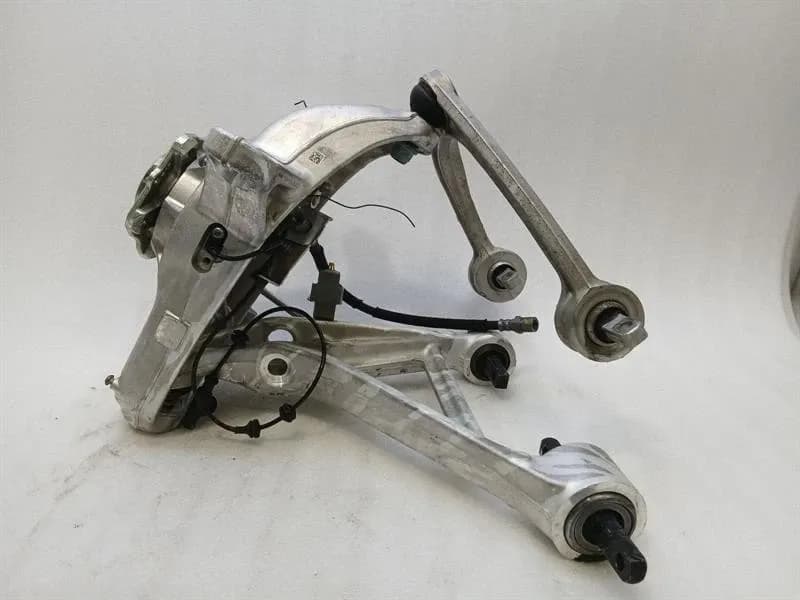 FERRARI Ferrari Roma F169 Right Front Hub 867714 Amalfi Wheel Bearing Housing Front Right
