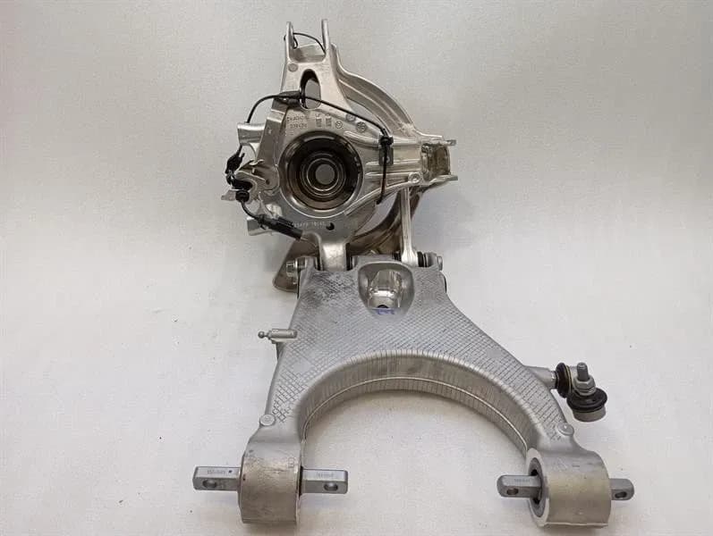 FERRARI Ferrari 296 GTS F171 Right Rear Hub 843963 Wheel Bearing Housing Rear Right