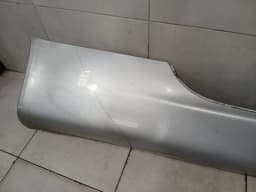 ASTON MARTIN Aston Martin DB9 COUPE side skirt 6G43-10608-AB RH side skirts FAULTY — thumbnail 2