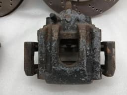 BMW BMW 6 Series E63 E64 M6 Brake Caliper 2283164 REAR SET Brake Caliper SET — thumbnail 3