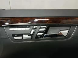 MERCEDES-BENZ Mercedes S600 Long W221 Door Card A2217202379 Exclusive Leather Door Trim — thumbnail 7