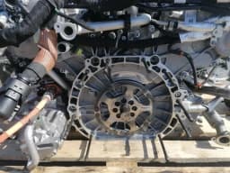 FERRARI 1030HP FERRARI SF90XX F173 Engine F154FB Engine COMPLETE 4.0 V8 985000396 SF90 XX — thumbnail 3