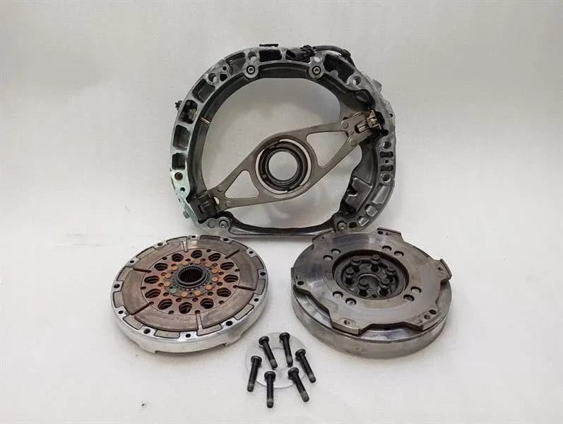 FERRARI Ferrari 296 GTS F171 Flywheel + Clutch Basket 774482 Clutch Kit Flywheel