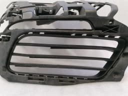 PORSCHE Porsche Cayman 718 RHS bumper bracket 982807684 bumper bracket defect — thumbnail 2