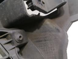PORSCHE Porsche Cayman 718 RHS bumper bracket 982807684 bumper bracket defect — thumbnail 8