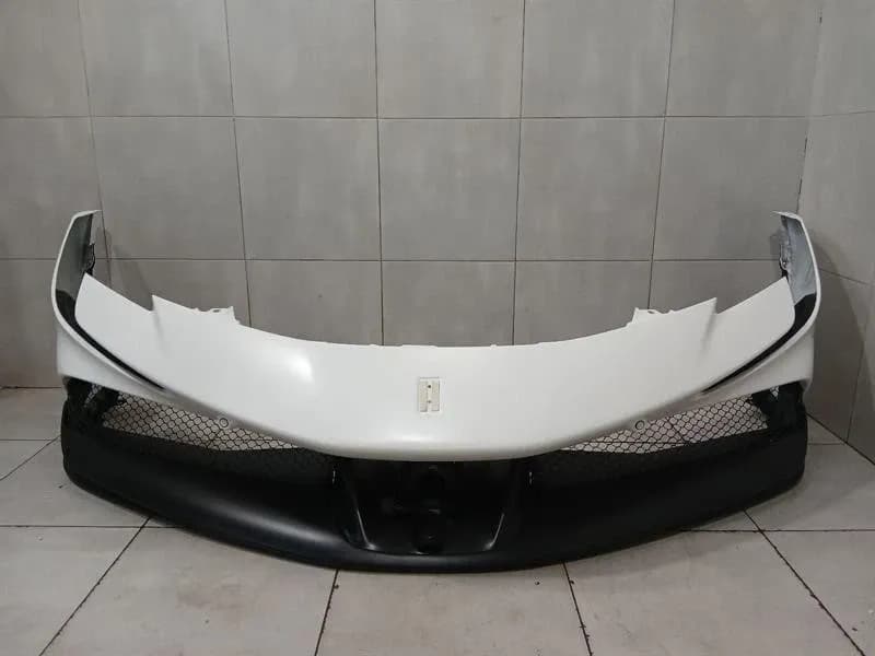 Ferrari SF90 F173 Front Bumper 985953024 Carbon Fiber Front Bumper COMPLETE