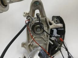 FERRARI Ferrari 296 GTS F171 Left Front Hub 862453 Wheel Bearing Housing Front Left — thumbnail 6
