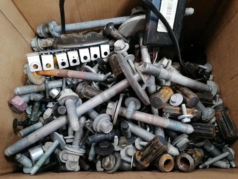 DODGE DODGE RAM MK5 1500 TRX SCREWS BOLTS FROM ONE CAR SET KIT BOLTS