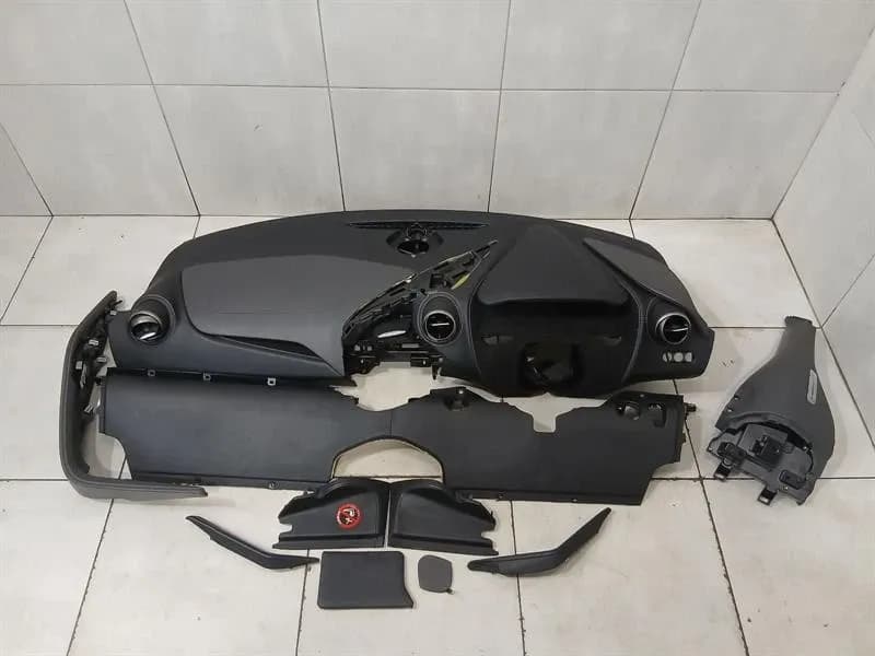 MCLAREN McLaren 720S Coupe Dashboard 14N0781CP RHD RIGHT HAND DRIVE