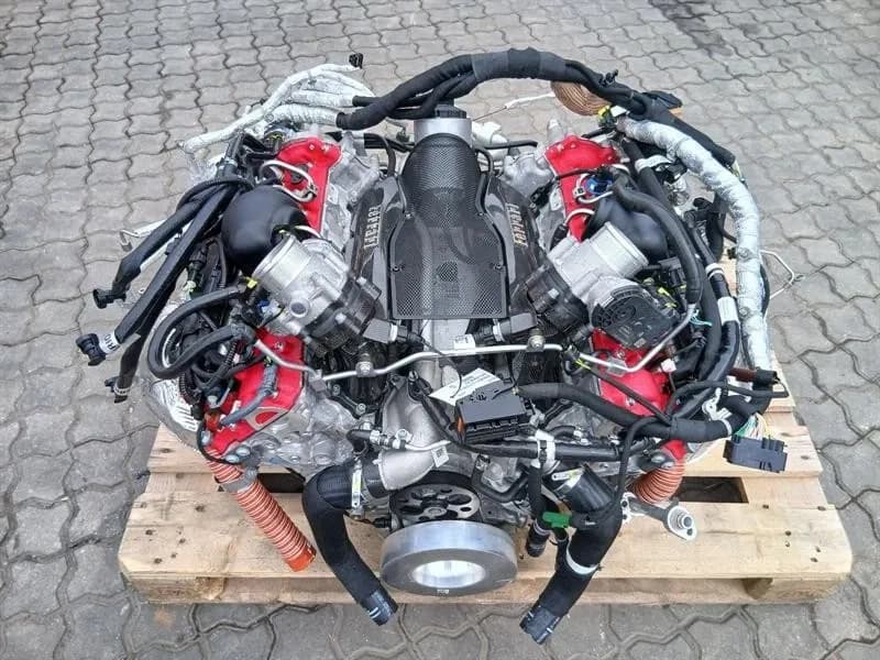FERRARI 1030HP FERRARI SF90XX F173 Engine F154FB Engine COMPLETE 4.0 V8 985000396 SF90 XX
