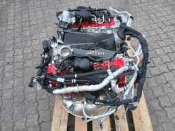 FERRARI 1030HP FERRARI SF90XX F173 Engine F154FB Engine COMPLETE 4.0 V8 985000396 SF90 XX — thumbnail 3