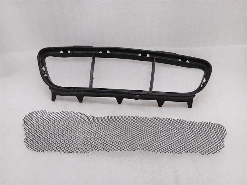 PORSCHE Porsche 911 991 GT3 Front Grille 99150556990 FAULTY Radiator Grille 99150571191
