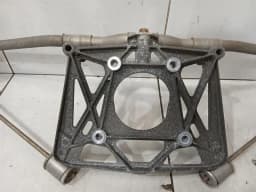 PORSCHE Porsche Cayman 981 holder bracket 98111127302 exhaust holder carrier — thumbnail 2
