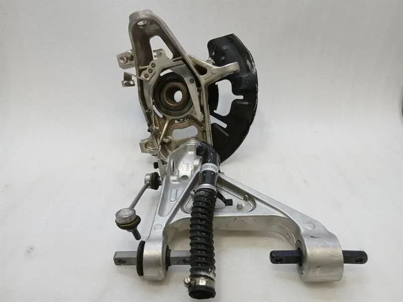 Ferrari Roma F169 Left Front Hub 867707 F169M Amalfi Wheel Bearing Housing Front Left