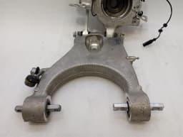 FERRARI Ferrari Left Rear Hub 173M 849 Testarossa Wheel Bearing Housing Rear Left 957015 — thumbnail 5
