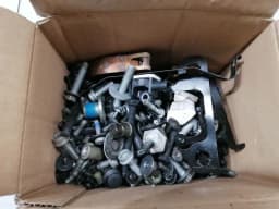 LAMBORGHINI LAMBORGHINI HURACAN LP640 SPYDER SCREWS BOLTS FROM ONE CAR SET SET BOLTS — thumbnail 3