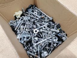 TESLA TESLA MODEL 3 PERFORMANCE SCREWS BOLTS FROM ONE CAR SET SET BOLTS — thumbnail 3