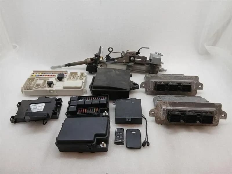Aston Martin Rapide 10-14 engine ECU set AG43-12A650-AA engine control unit set