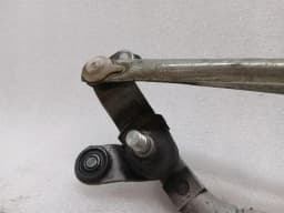 FERRARI Ferrari California T F149 14-17 Front Wiper Linkage 85804000 Wiper Motor Front — thumbnail 4