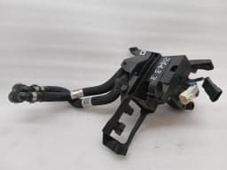FERRARI Ferrari California T F149 14-17 heater valve 67635900 heater valve — thumbnail 2