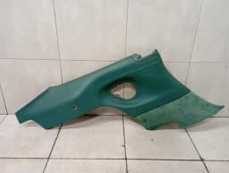 PORSCHE Porsche 911 996 covering 99655507107 rear 1/4 nephrite green cover defect — thumbnail 3