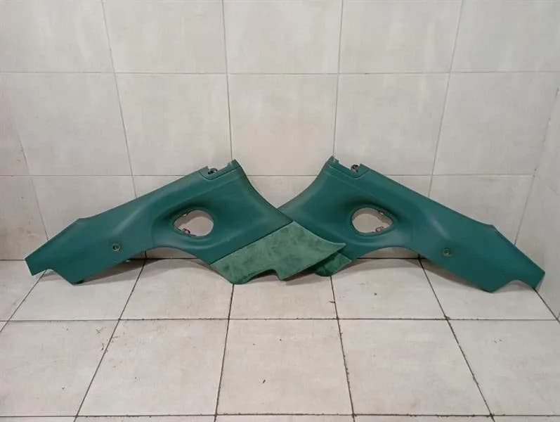 PORSCHE Porsche 911 996 covering 99655507107 rear 1/4 nephrite green cover defect