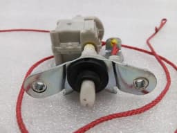 FERRARI FERRARI CALIFORNIA T F149 14-17 85143200 FUEL CAP ACTUATOR — thumbnail 5
