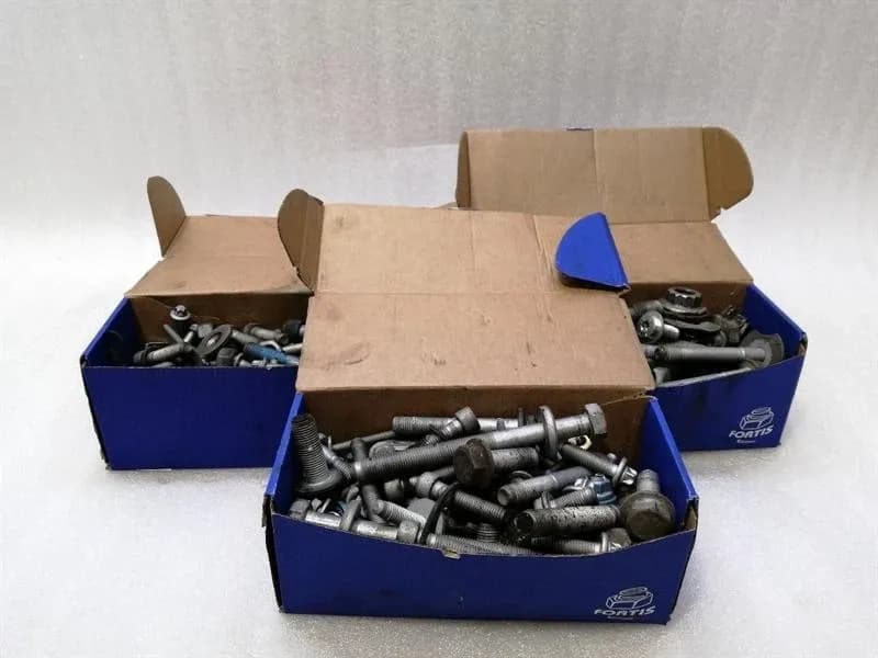MERCEDES GLS 350D GLS166 SCREWS BOLTS FROM ONE CAR SET KIT BOLTS Suspension