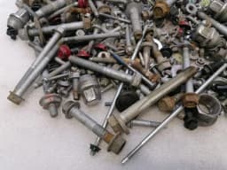 TESLA TESLA MODEL S 70 SCREWS BOLTS FROM ONE CAR SET SET BOLTS — thumbnail 9