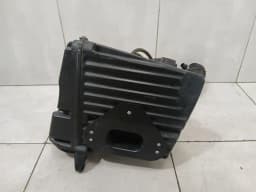 ASTON MARTIN Aston Martin Vanquish AM310 Air Filter Box 8D33-9600-BA RHS Air Filter Box V12 — thumbnail 6