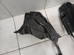 AUDI Audi R8 4S AWD Stowage box hinge set 4S7825003D tailgate hinge set — thumbnail 9