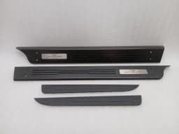 ASTON MARTIN Aston Martin Vanquish AM310 Door Sill DD33-132413-AEW Door Sill Trim — thumbnail 1
