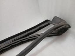 LAMBORGHINI Lamborghini Huracan LP640 EVO Right Door Seal 4T0837912 Right Door Seals — thumbnail 2