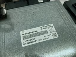PORSCHE Porsche 911 991 Engine ECU SET 9P1907309F Engine Control Unit Carrera T MK2 VTS — thumbnail 9