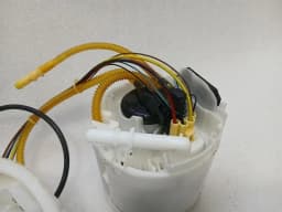 BMW BMW 4 M4 G82 G22 Fuel Pump Electric 8 077 484 Fuel Pump M3 G80 81 — thumbnail 4