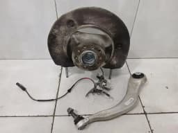 BMW BMW 4 M4 G82 G22 Left Front Hub 8095649 Wheel Bearing Housing Front Left X DRIVE — thumbnail 2
