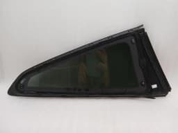 BMW BMW 4 M4 G82 G22 Left Rear 1/4 Glass 7482715 Door Window 1/4 Rear LH — thumbnail 5