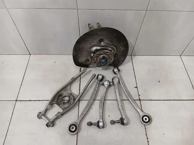 BMW 4 M4 G82 G22 Right Rear Hub 8095658 Wheel Bearing Housing Rear Right SET SET