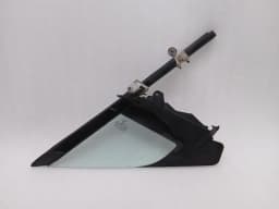 ASTON MARTIN Aston Martin Vanquish AM310 Front 1/4 Glass CD33-C262A36-BB Door Panel 1/4 Front R — thumbnail 6